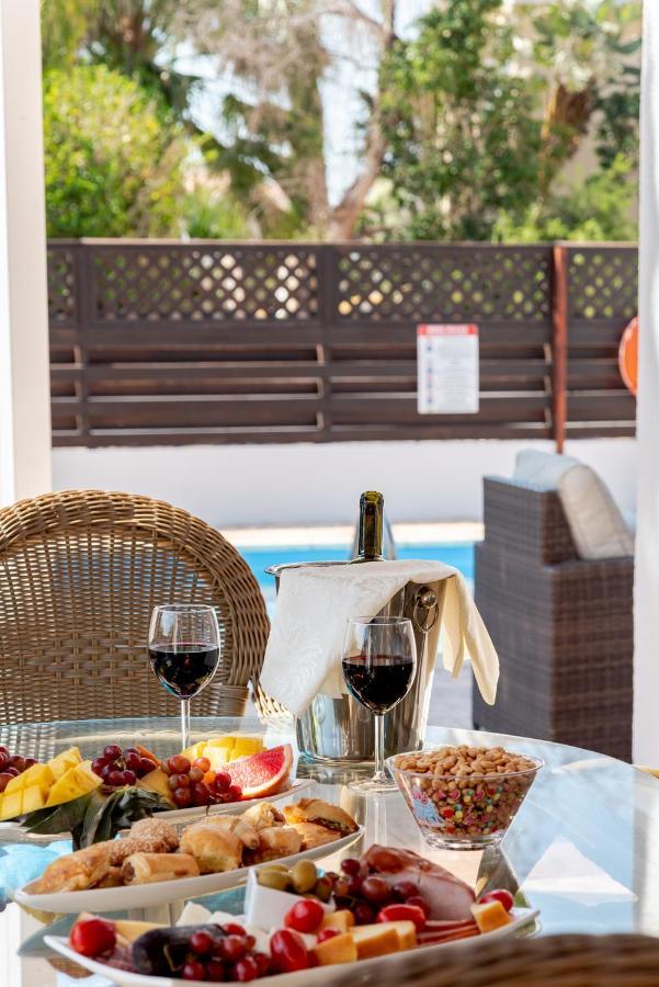Villa Willow Mandali By Ezoria Villas Protarász Kültér fotó